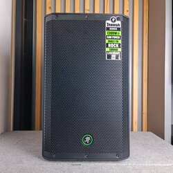 MACKIE THRASH-215 active speaker THRASH 215 THRASH215 ลำโพง 2 ทาง 15 นิ้ว แอมป์ในตัว 1300 วัตต์ เอไอ-ไพศาล