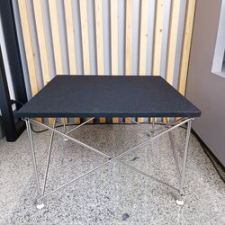 แถมถุงเก็บขาโต๊ะ โต๊ะรุ่น ECO V2 60x60 สูง40 สีดำ ปรับระดับขาได้ โต๊ะวางขาสแตนเลส ขนาดประมาณ 60x60 สูง40เซนติเมตร สีดำ (ขาสามารถพับเก็บได้) โต๊ะอเนกประสงค์ โต๊ะวางมิกซ์ ชั้นวางเครื่องเสียง เอไอ-ไพศาล