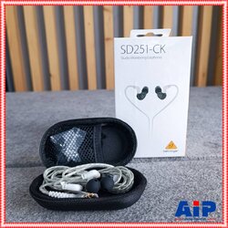 สีดำ BEHRINGER SD-251-CK หูฟัง หูฟังแบบอินเอียร์มอนิเตอร์ ขนาดพอดีหู ให้เสียงที่ครบทุกย่านเสียง SD 251 CK SD251CK +++ เอไอ-ไพศาล