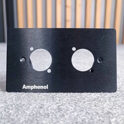 AMPHENOL XLR PANEL สีดำ2รู AMW-XLR-002PB แผ่นเพลท แผ่นสแตนเลสXLR 2รู งานติดตั้ง เครื่องเสียง ไมค์ สัญญาณ เสียง เอไอ-ไพศาล