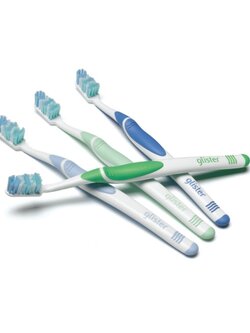 (ดูแลช่องปากและฟัน) GLISTER Advanced Toothbrush บรรจุ 4 ด้ามค่ะ ซอกซอนทำความสะอาดฟันได้อย่างทั่วถึง