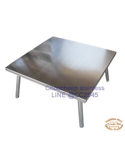 โต๊ะสเตนเลสขาพับ 4 ขา ( ตัวเล็ก )