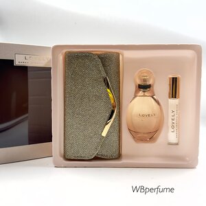 ชุดสุดคุ้ม Sarah Jessica Parker Lovely EDP Spray 100ml, Rollerball 10ml & Gold Clutch Bag Gift Set