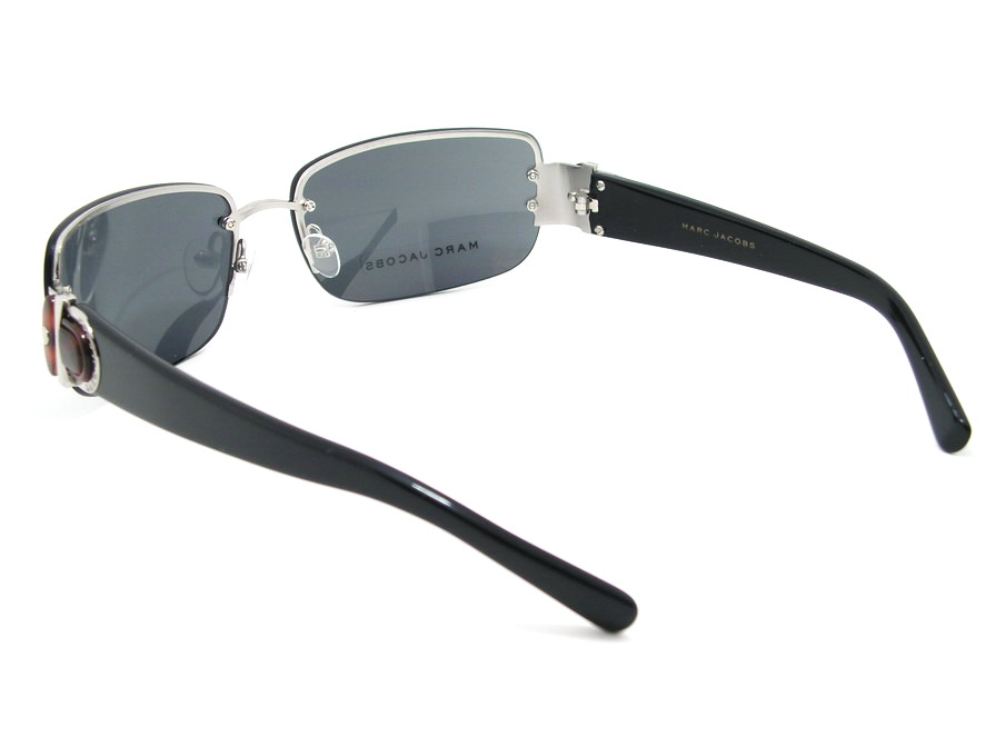 หมดแล้วค่ะ+++แว่นกันแดด Marc Jacobs !!!ไฮโซมากมายค่ะ ของแท้100%และถูกสุดๆ ส่งตรงจากUS.ค่ะ