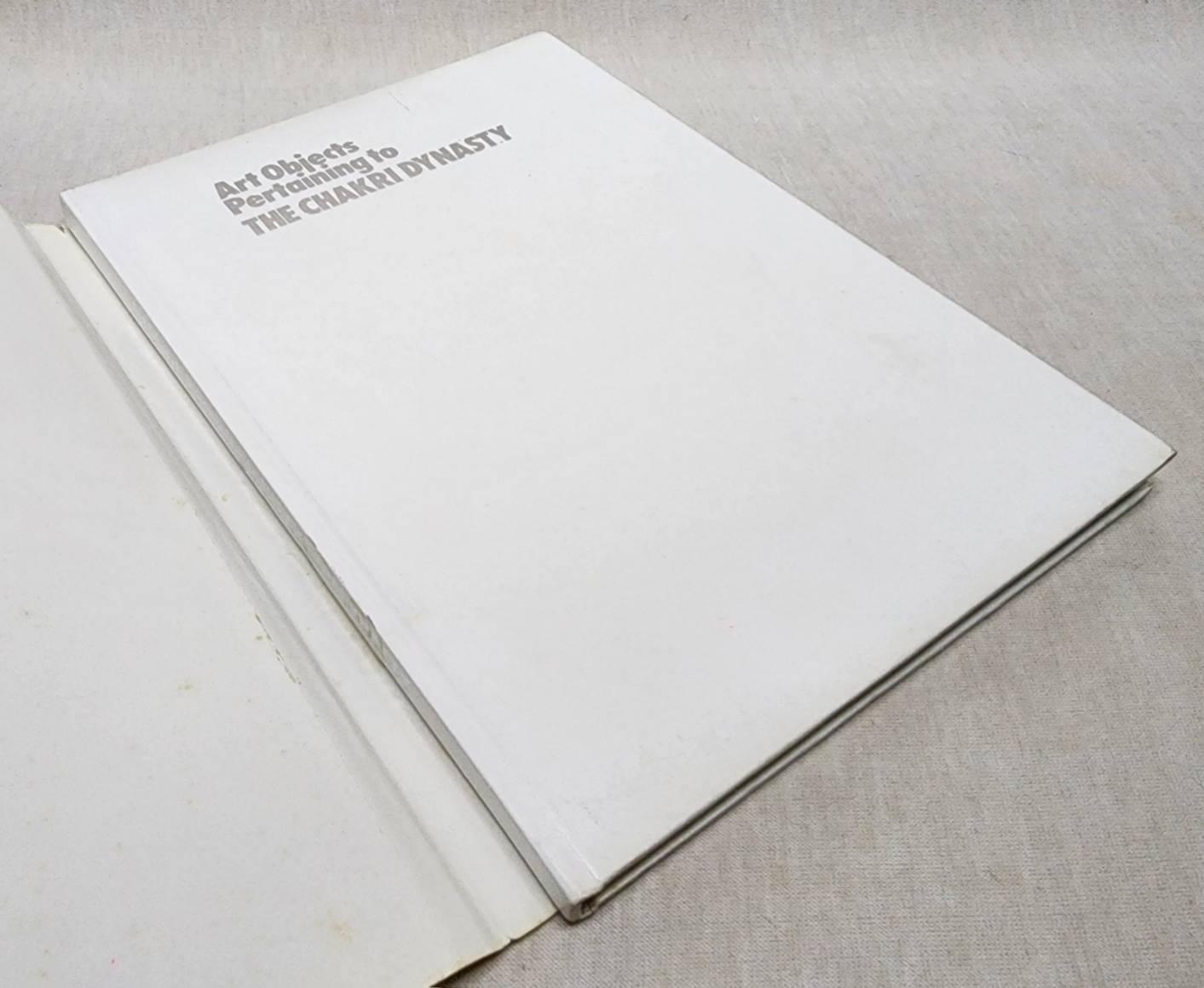 Art Objects Pertaining to THE CHAKRI DYNASTY 027391