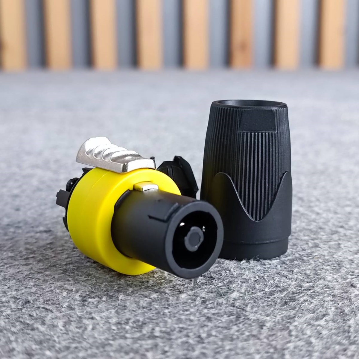 1อัน สีเหลือง KANE COPPER2 speakon ตัวผู้ สีเหลือง ปลั๊กสเปคคอน 4ขั้ว สเปคคอนตัวผู้ สเปคคอนตู้ลำโพง เอไอ-ไพศาล