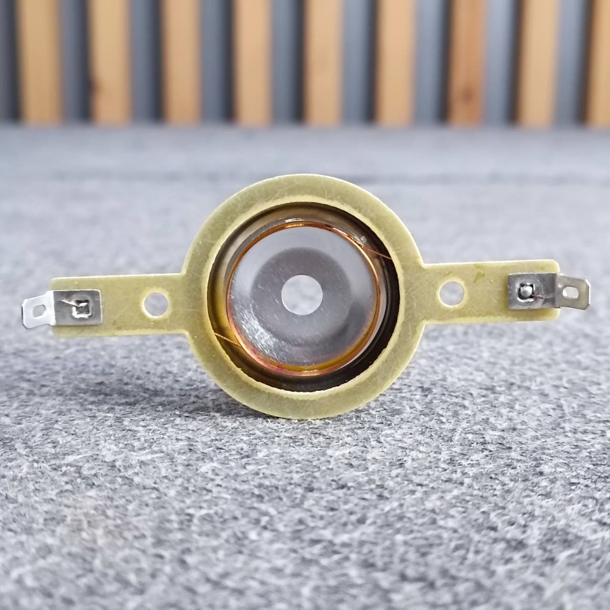 วอยซ์ แหลมจาน สีเงิน VOICE วอยซ์ เสียงแหลม วอยซ์แหลมจานไทเทเนียมเงิน สำหรับแหลมจาน 4 นิ้ว เอไอ-ไพศาล