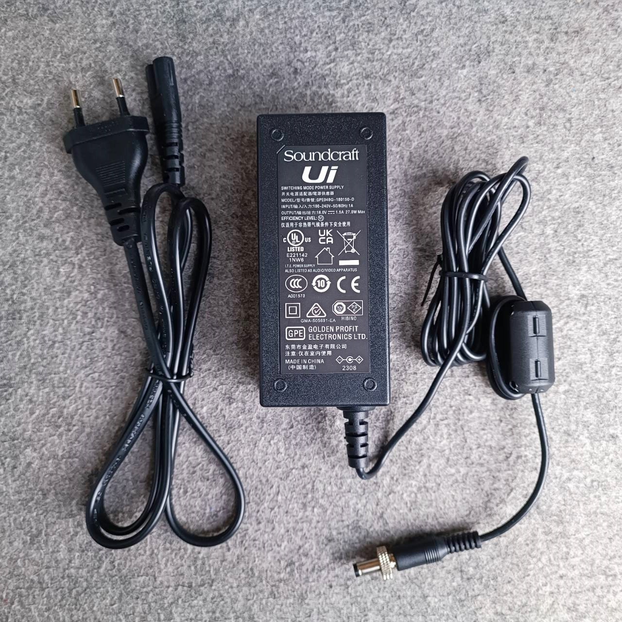 สินค้าตัวโชว์เครื่องใหม่ ของแท้ ไม่มีประกัน SOUNDCRAFT UI-16 Digital Mixer มิกเซอร์ มิกดิจิตอล ui16 เครื่องปรับแต่งเสียง MIX ตัวปรับแต่งเสียง เครื่องเสียง เอไอ-ไพศาล