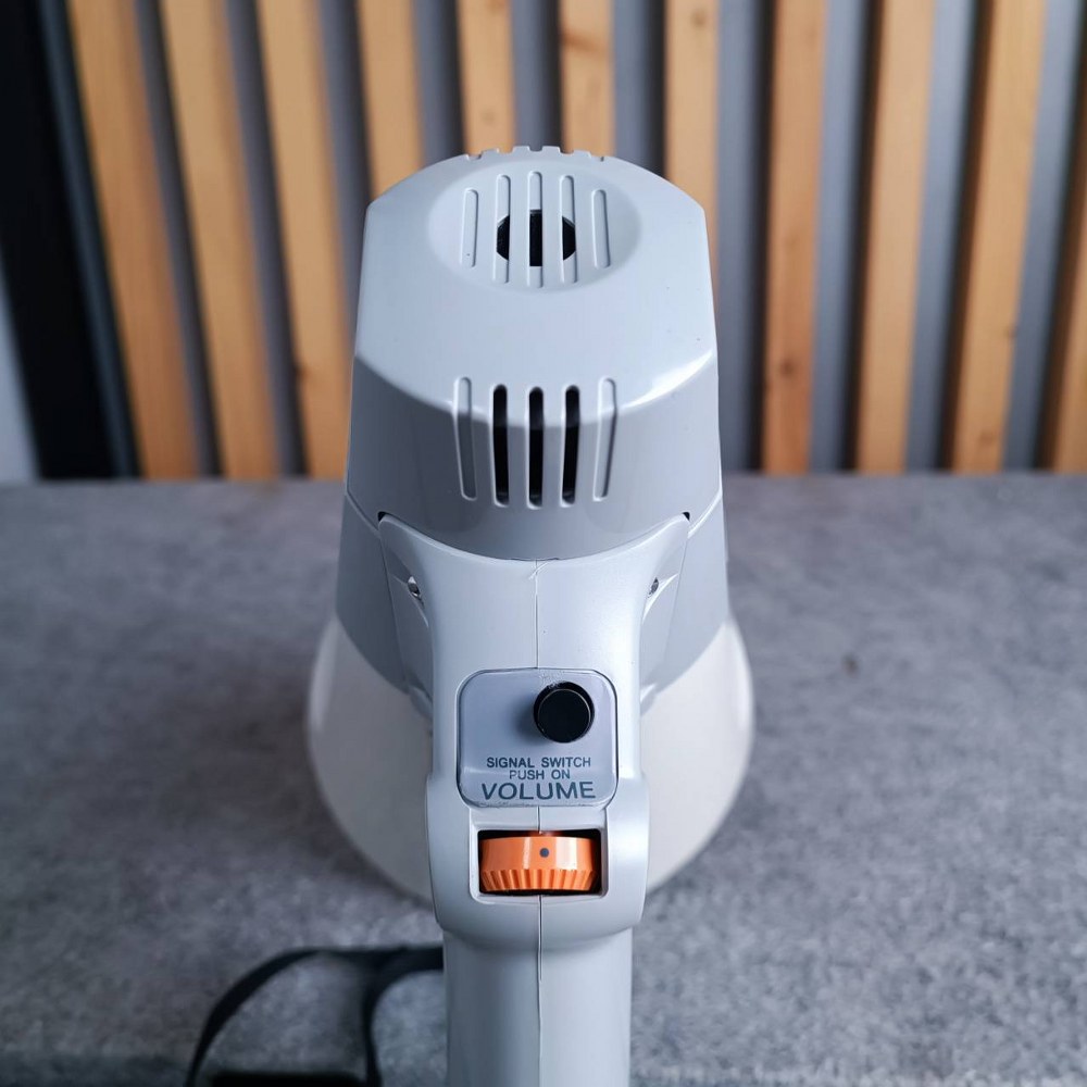 TOA ER-520W โทรโข่ง โทรโข่งแบบมือถือ ER 520W ER520W โทรโข่งTOA โทรโข่งใช้งานสนาม MEGAPHONE เอไอ-ไพศาล