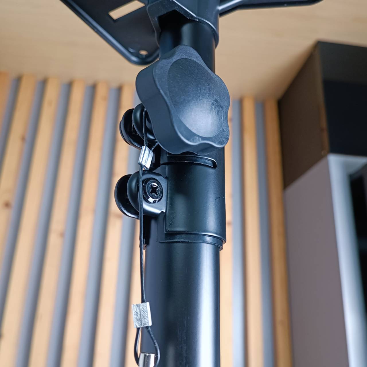 2ต้น DECCON PS-500M ขาตั้งลำโพง ข้อต่อเหล็กทั้ง2จุด แถมแป้นยึด ขาลำโพง ขาตั้งลำโพง3แฉก PS 500M เดคคอน PS500M เอไอ-ไพศาล