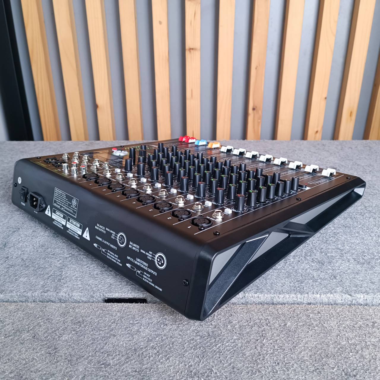 PROEUROTECH MI-8FX MIXER มิกซ์ โปรยูโรเทค มิกเซอร์ มีเอฟเฟค MI 8FX รองรับ USB และ บูลทูธ MI8FX เอไอ-ไพศาล