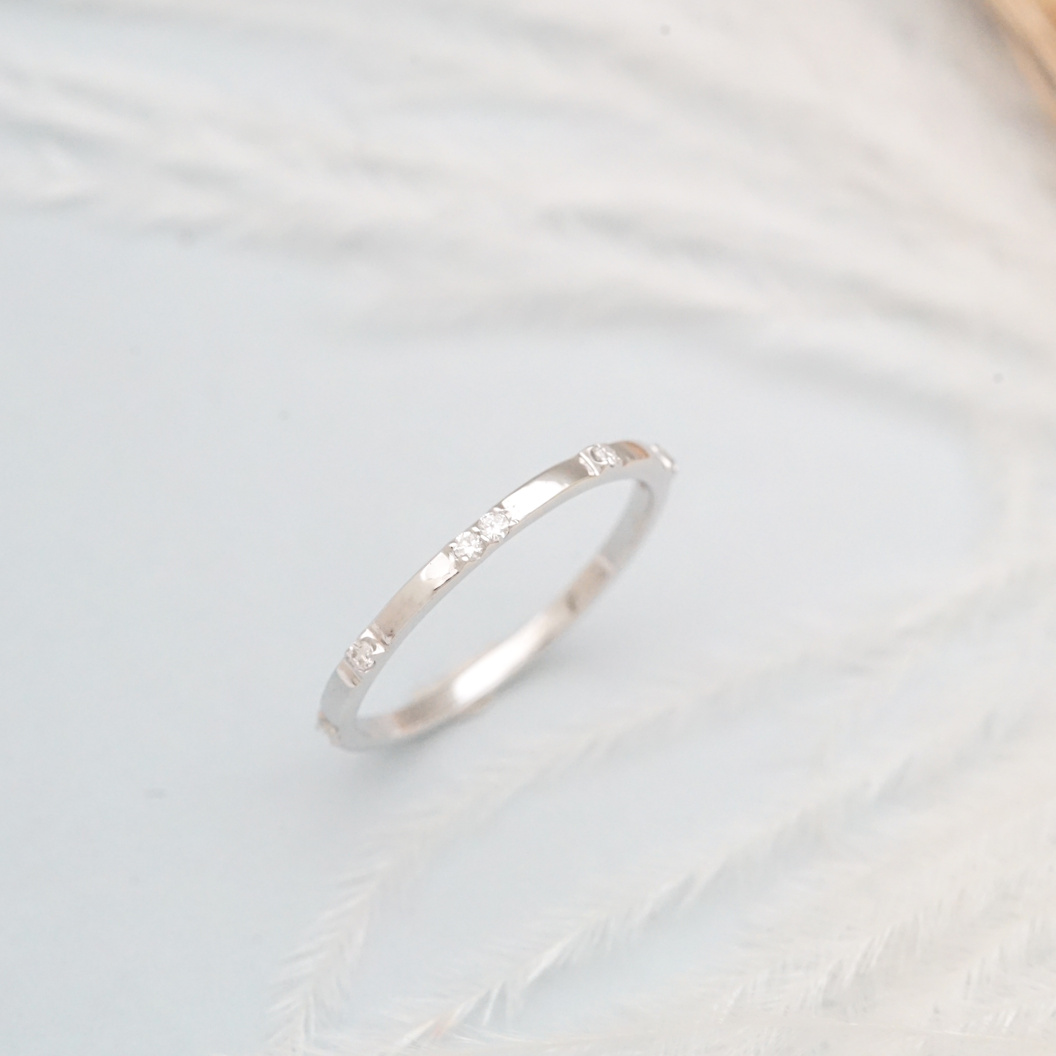 Stackable Diamond Band แหวนเพชรมินิมอลที่ทุกท่านควรมี