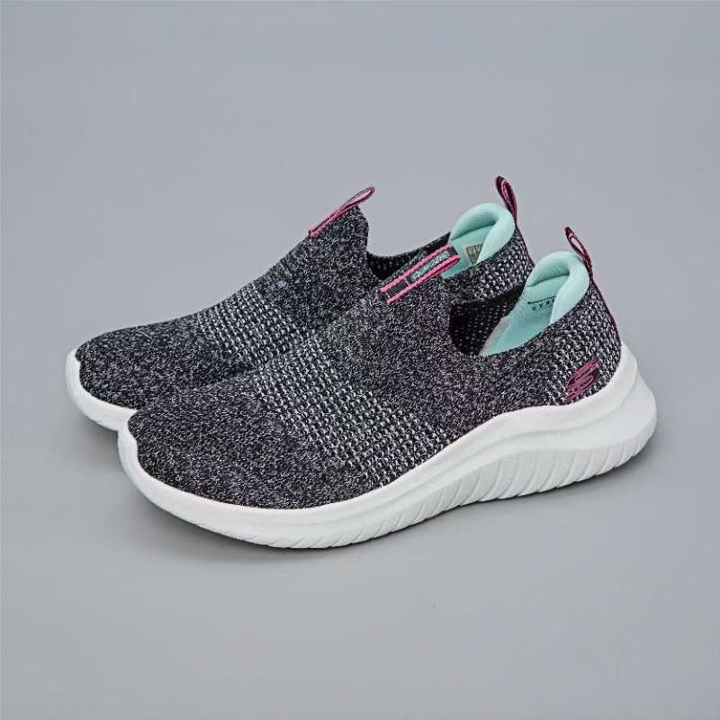 **บัว** รองเท้า Skechers ULTRA FLEX ของผู้หญิง สินค้าใหม่ ของแท้