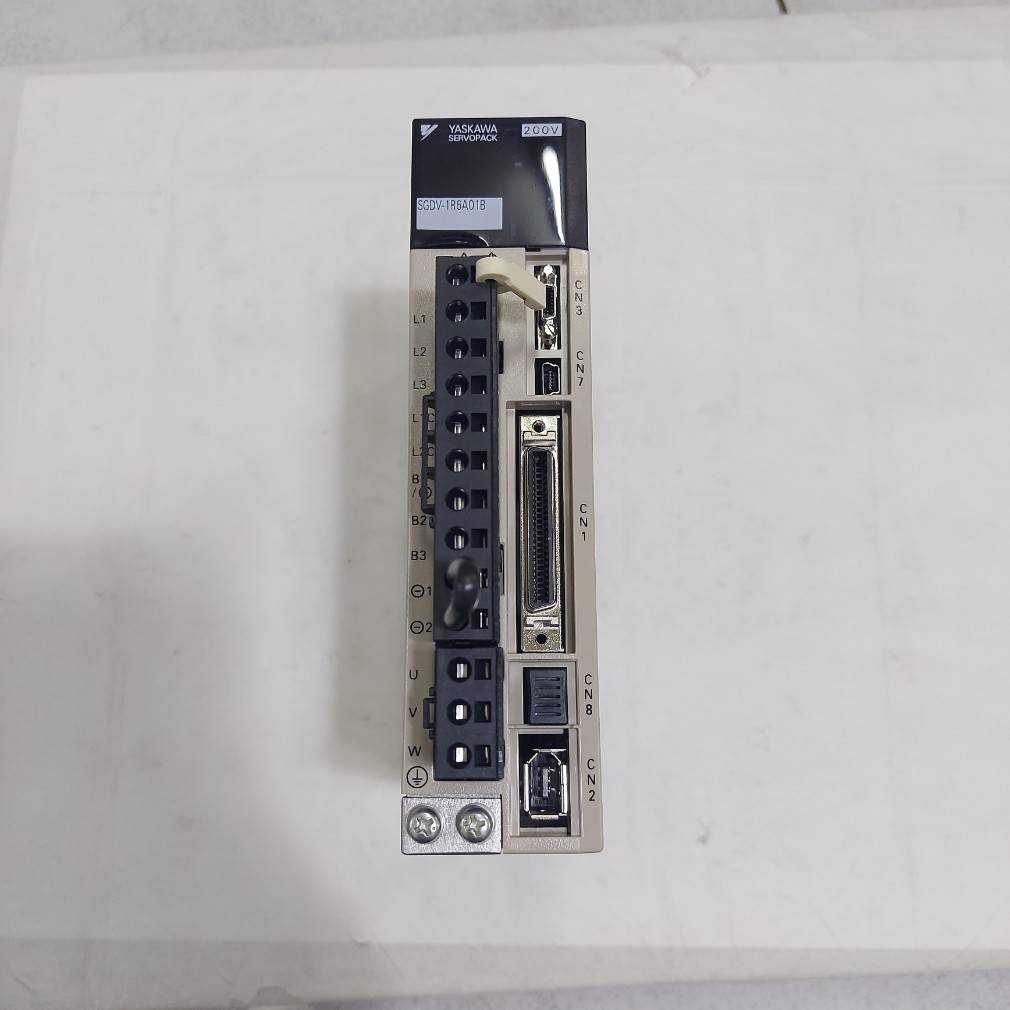 SGDV-1R6A01B SERVO DRIVE "YASKAWA"