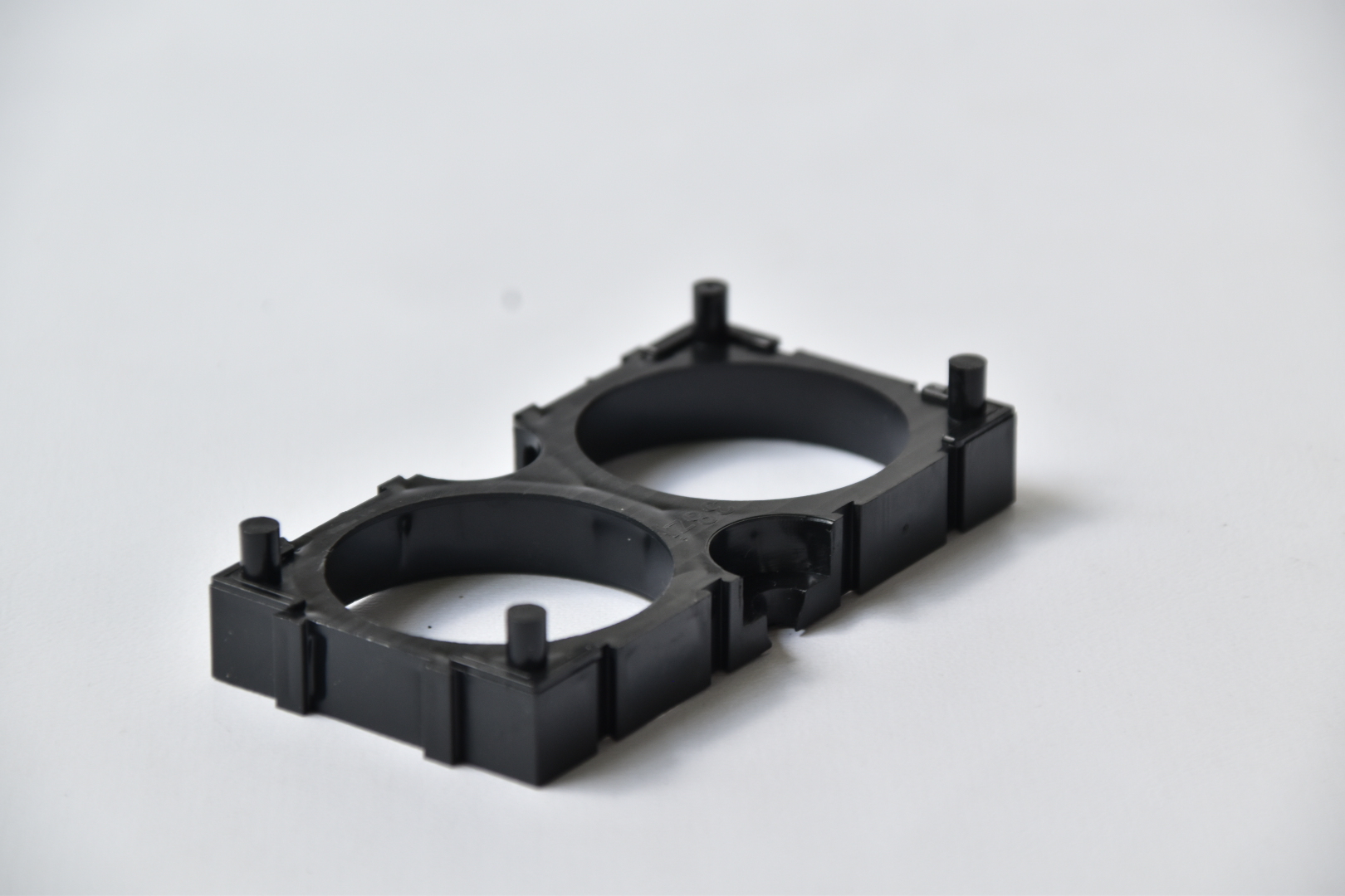 แผ่นบาสเก็ต รางแบต Battery Case Holder Bracket ตัวยึดแบตเตอรี่ 32 33 38 40 มม สำหรับแบตเช่น 32650 32700 33140 38121 40135 หรือขนาดหัวขนาดเดียวกัน