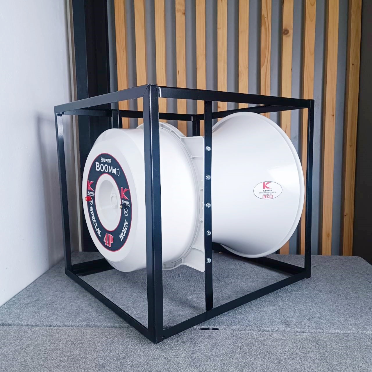 K.POWER ABS21 4x4 21นิ้ว ปากฮอร์น4ยูนิต 4แกน มีโครงเหล็กล้อมรอบ 4x4 (ABS) (ไม่รวมยูนิต) เอไอ-ไพศาล