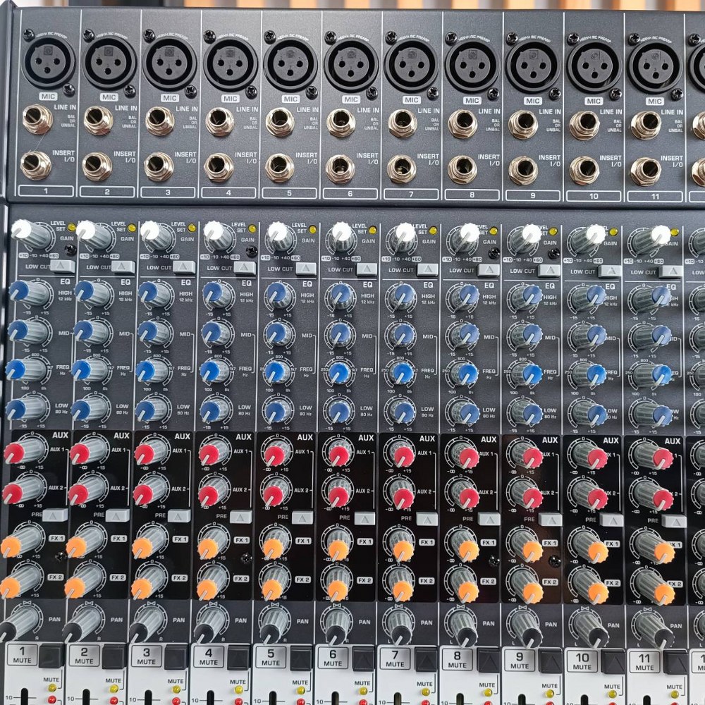 BEHRINGER SX-2442FX mixer มิกเซอร์อนาล็อก ช่องเสียบไมค์ 16 ช่อง มอนิเตอร์ 2 Aux SX 2442FX มิกเซอร์ SX2442FX เอไอ-ไพศาล