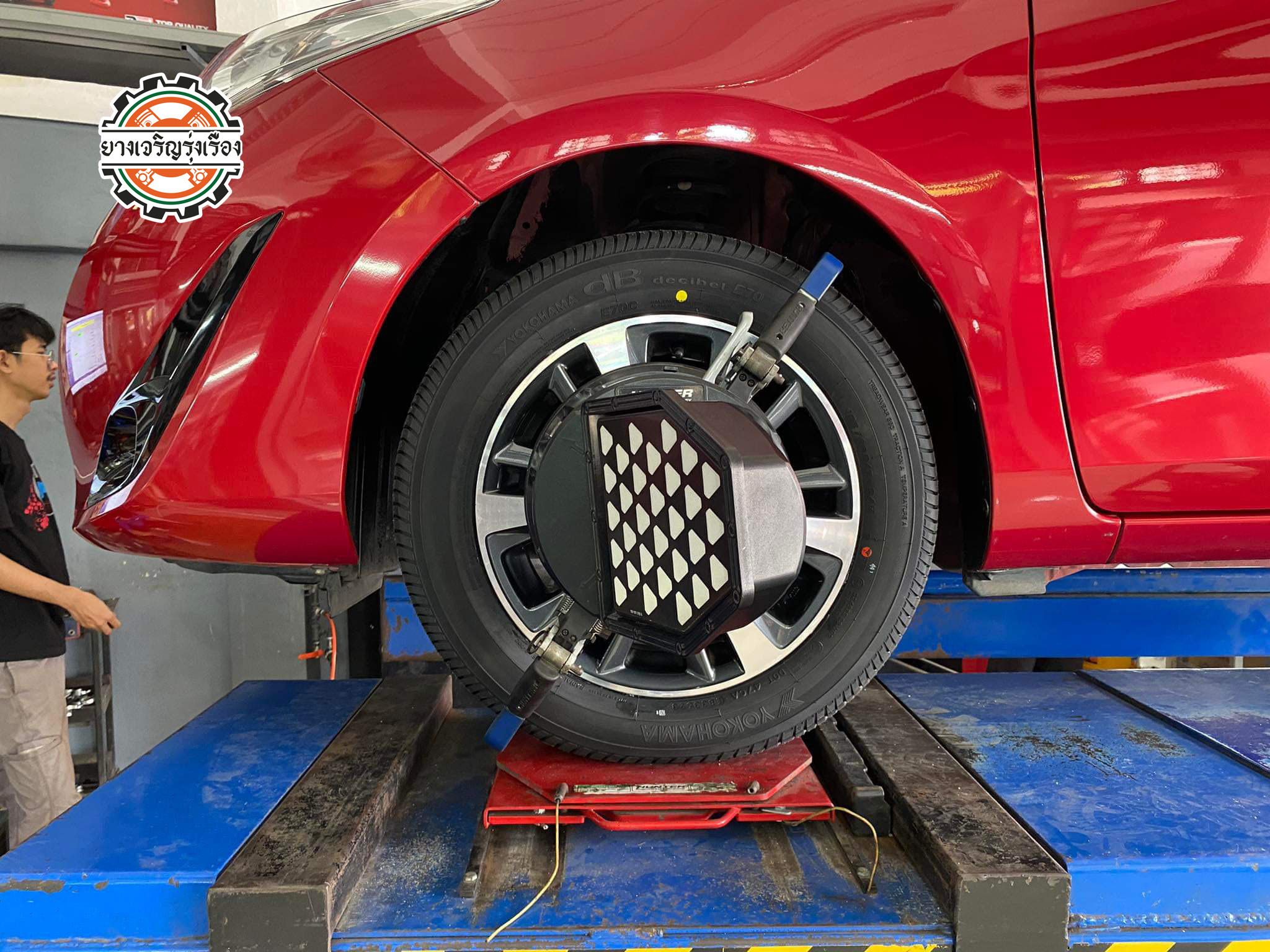 TOYOTA YARIS เข้ารับบริการเปลี่ยนยางรถยนต์ ขอยางคุณภาพเยี่ยม ผลิตญึ่ปุ่น ☄️YOKOHAMA dB decibel E70 ขนาด 185/60R15 𝙊𝙪𝙧 𝙎𝙚𝙧𝙫𝙞𝙘𝙚 บริการทางร้านเรารับทำอะไรบ้าง 🔧 ติดตั้งยางแบบไร้รอย 100% 🔧 บริการสลับยาง ตามอายุ 🔧 มียางรถยนต์ทุกยี่ห้อให้เลือกซื้อ 🔧 เช็คช่วงล่าง แก้ปัญหาให้ตรงจุด 🔧 บริการล้างลิ้นปีกผีเสื้อ 🔧 บริการเช็คระยะรถยนต์ 🔧 เปลี่ยนถ่ายของเหลวทั้งระบบ 🔧 ตั้งศูนย์ด้วยเครื่อง HUNTER นำเข้าจาก USA สอบถามข้อมูลเพิ่มเติม หรือนัดหมายเข้ารับบริการ Tel : 08-6569-1915 Tel : 08-6544-5963 Line id : @88rw Tiktok : https://www.tiktok.com/@88rwycrr Youtube : https://youtube.com/@88rw Facebook : https://www.facebook.com/88rwtire Location : https://goo.gl/maps/HrNUAZXPN94KvxZ98?coh=178573&entry=tt #รถยนต์มีปัญหาไม่รู้ต้องแก้ตรงไหน ทางเรายินดี ตรวจหาปัญหาและหาวิธีแก้ บอกลูกค้าก่อนลงมือทำเสมอราคาเป็นธรรมไม่เอาเปรียบ สบายใจคุณลูกค้า ---------------------------------- ดูแลให้คำปรึกษาทุกปัญหาคาใจ ไม่ทิ้งลูกค้า มีบริการหลังการขาย 【ให้ผู้เชี่ยวชาญของเรา ดูแลรถคุณ】 ร้านยางเจริญรุ่งเรือง ยินดีต้อนรับครับ ---------------------------------- #โช๊คอัพรถยนต์ #monroe #yss #kayaba #profender #ร้านยางเจริญรุ่งเรือง #นนทบุรี #งามวงศ์วาน #amsfix #บริการช่วงล่างรถยนต์ #ซ่อมบำรุงช่วงล่าง #เซทอัพโช๊คอัพรถยนต์