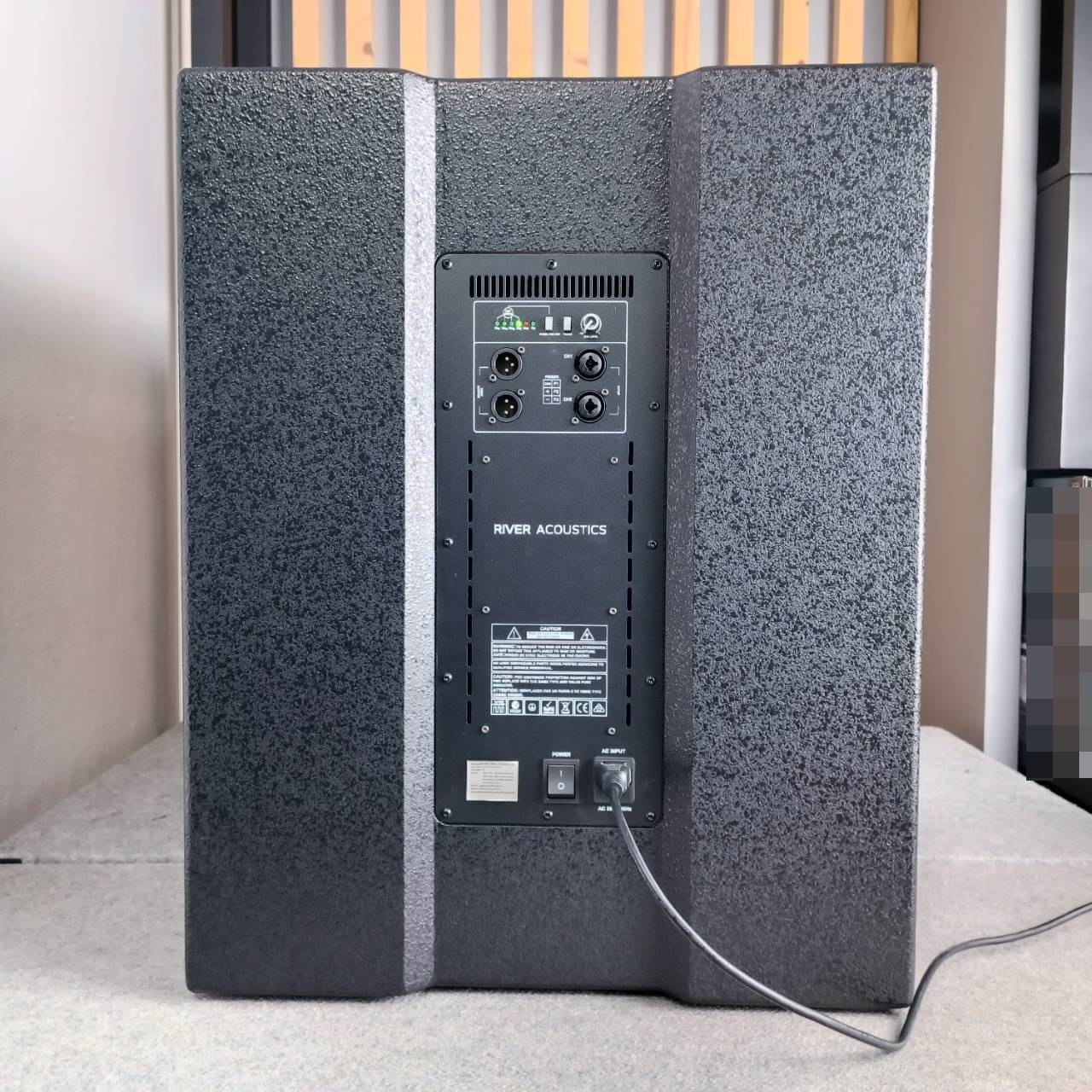 River Acoustics K-18 active subwoofer ลำโพงซับวูฟเฟอร์ 18 นิ้ว แอมป์ในตัว 2200 วัตต์ ลำโพง K 18 K18 เอไอ-ไพศาล