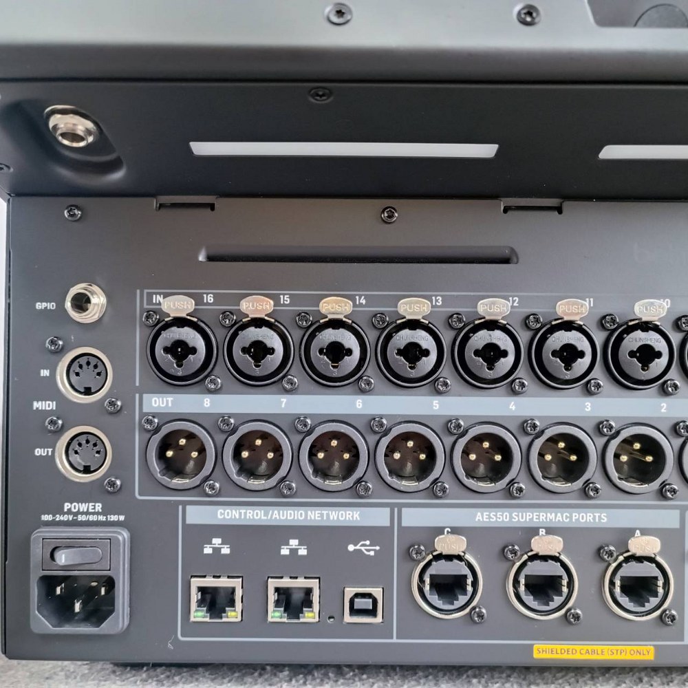 BEHRINGER WING COMPACT mixer สีดำ มิกซ์ดิจิตอลแบบมีหน้าบอร์ด 48 แชนแนล 28 บัส มิกเซอร์ มิกเซอร์ดิจิตอล เอไอ-ไพศาล