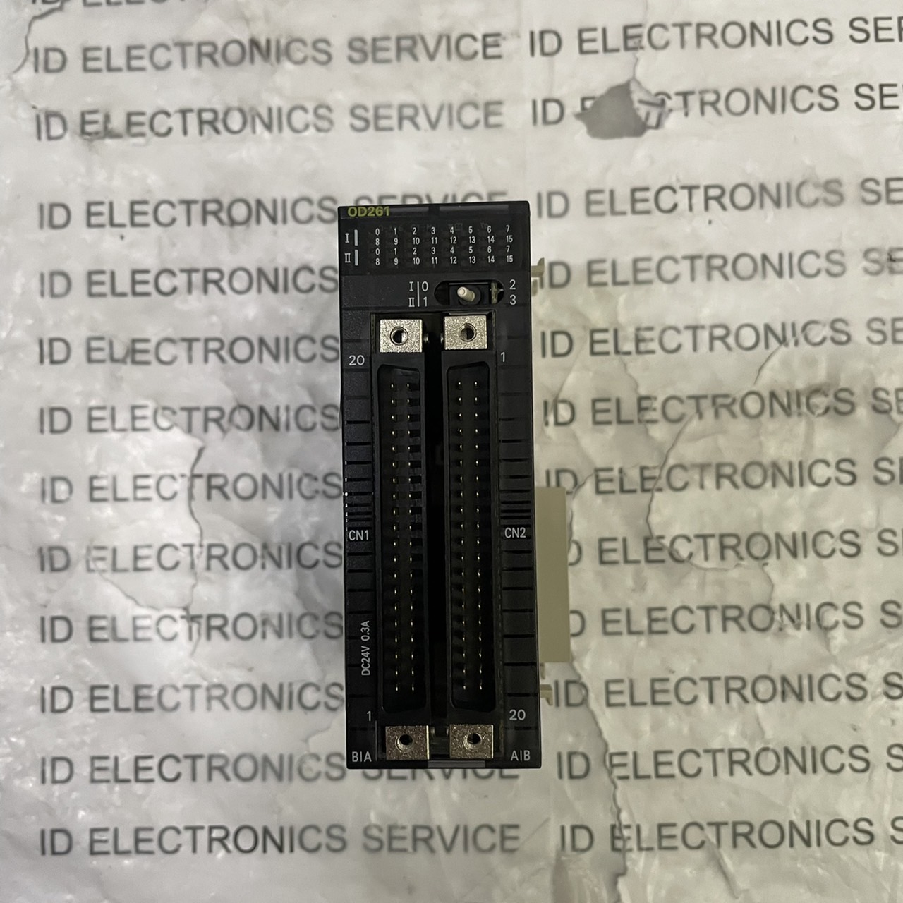 CJ1W-OD261 PLC "OMRON"