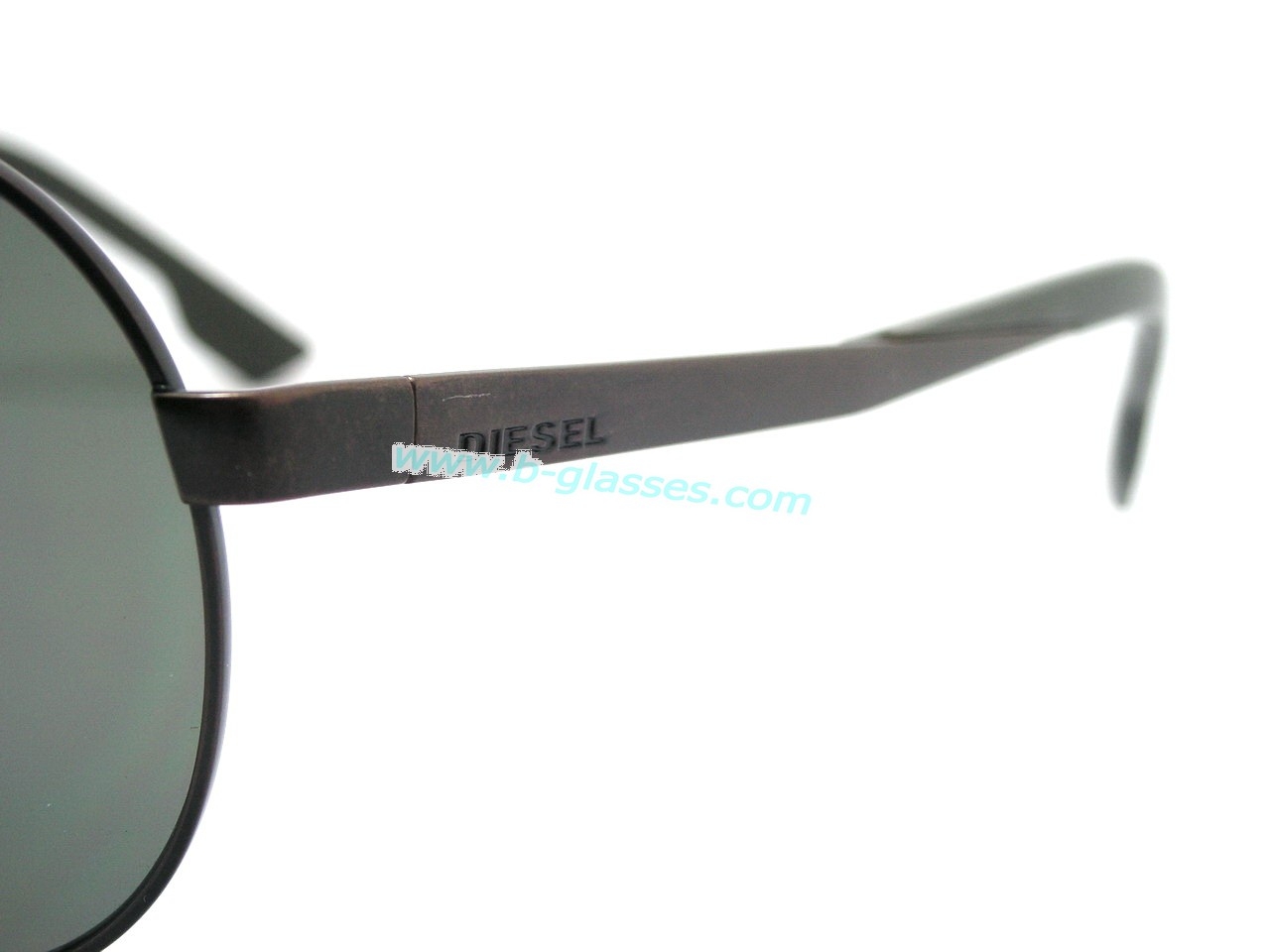 แว่นกันแดด Diesel ใส่เท่ห์มากมายแน่นอนค่ะ ของแท้100%และถูกสุดๆ ส่งตรงจากUS.ค่ะ