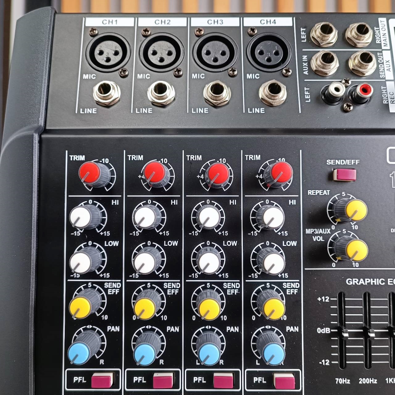 สินค้าใหม่ ลดล้างสต็อค Ceflar PMX4-150 POWER MIXER สีดำ เพาเวอร์ มิกซ์เซอร์ บูลทูธ 4 CH PMX4 150 PMX4150 เอไอ-ไพศาล