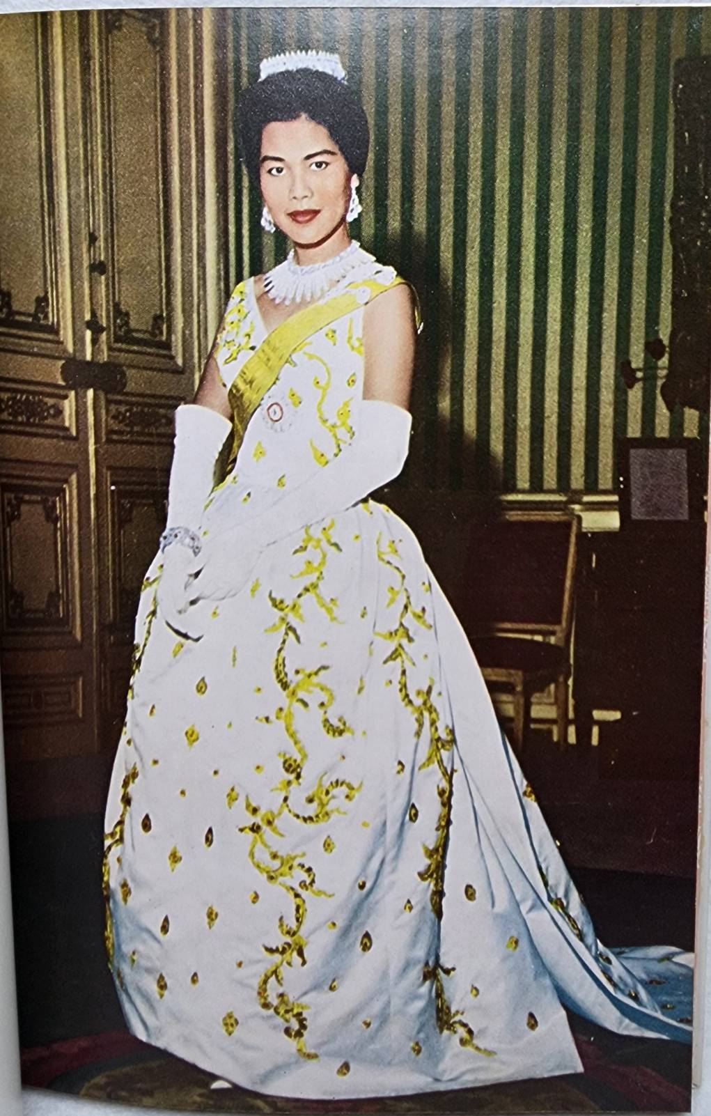 เฉลิมพระชนมพรรษา สมเด็จพระบรมราชินีนาถ 12 สิงหาคม 2504 SKU-09928