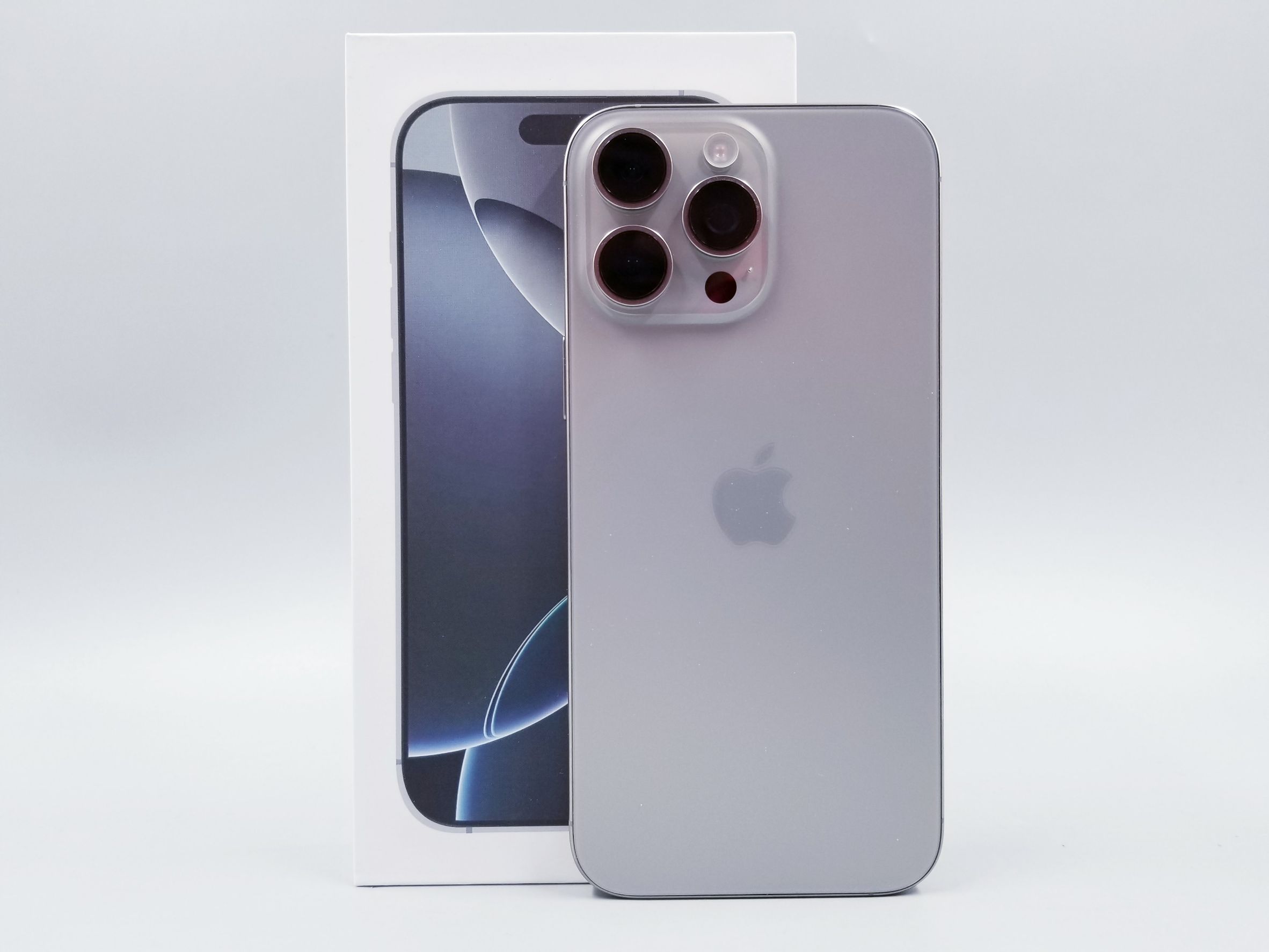 iPhone 16 Pro Max 256GB Natural Titanium ครบกล่อง แบต 96%