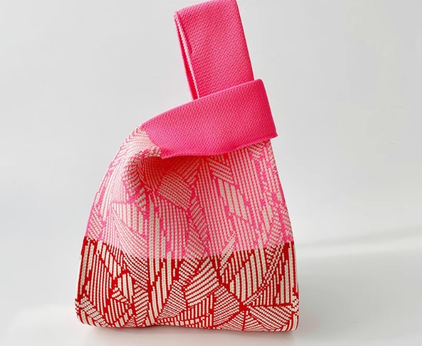 กระเป๋าผ้า ถุงผ้า ถักทอ ลายไทย ไล่ เฉดสี ฟ้า เขียว แดง แบบสวย ของขวัญ ของแจกงานแต่งงาน ใช้ได้จริง 415618