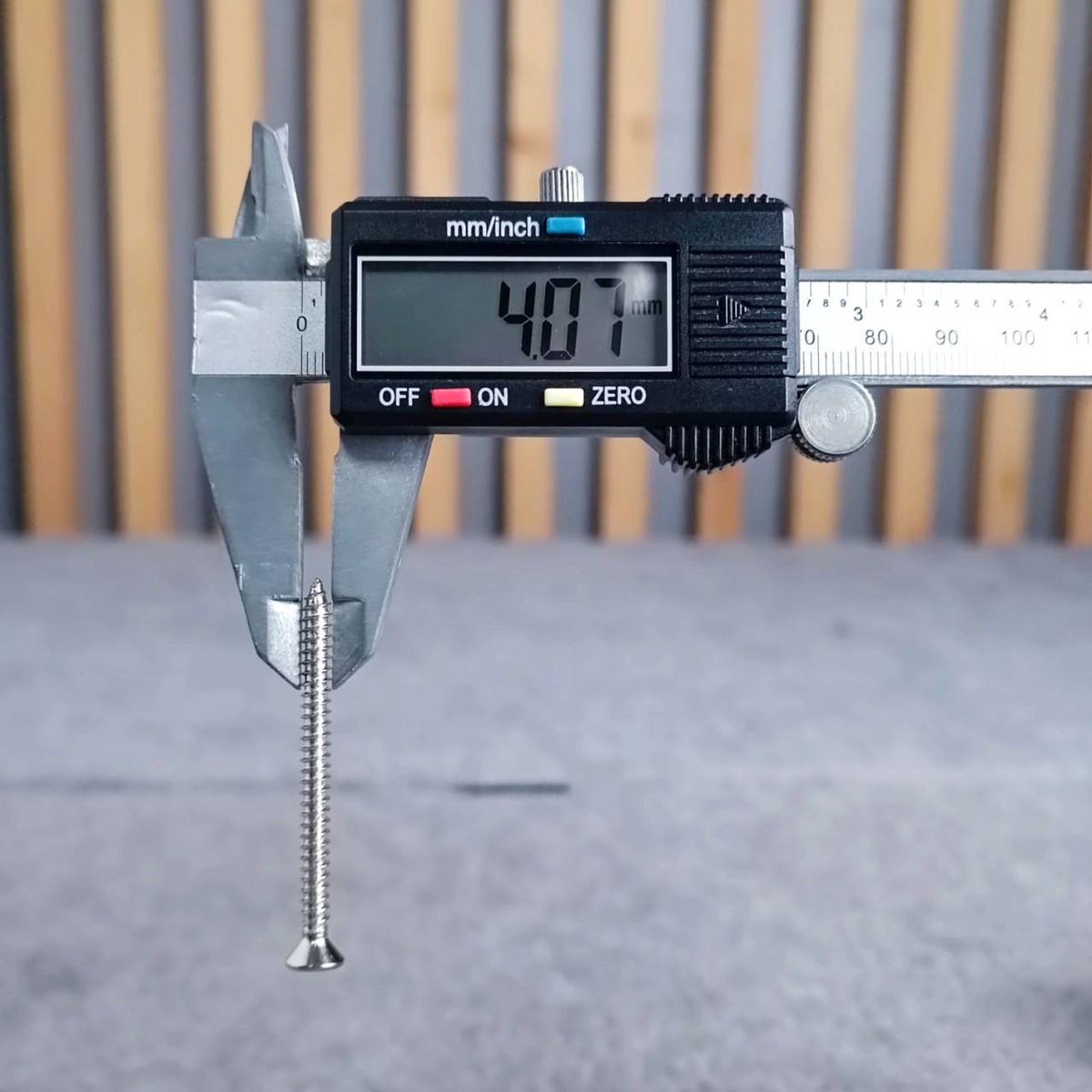 สกรู FH 8X2" ถุง20ตัว น็อต8X2นิ้ว น็อตหัวแบน สกรูประกอบตู้ลำโพง น็อต เอไอ-ไพศาล