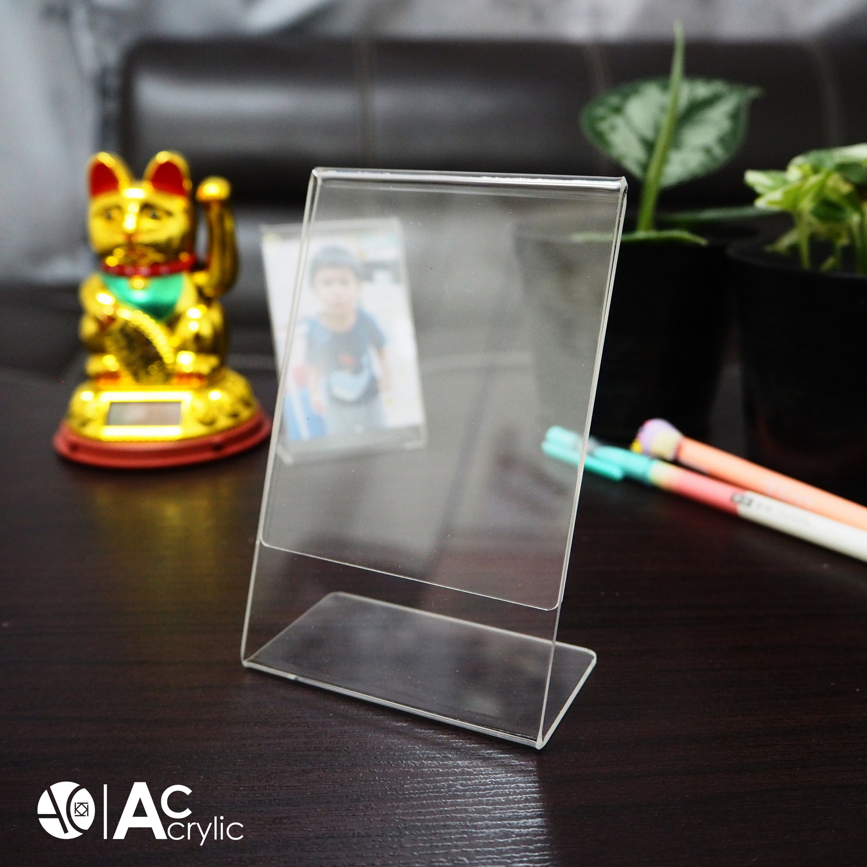 ป้ายตั้งโต๊ะ ป้ายอะคริลิค A7 แนวตั้ง 7.5x11 cm อะคริลิค โชว์กระดาษ 1 ด้าน ทรง L Acrylic (A7)