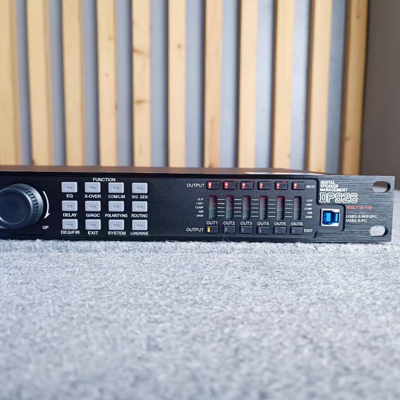 DB MARK DP926 Digital Speaker Controller ครอสโอเวอร์ดิจิตอล DriveRack ครอสโอเวอร์ ไดร์แร็ค DP 926 DP-926 เอไอ-ไพศาล