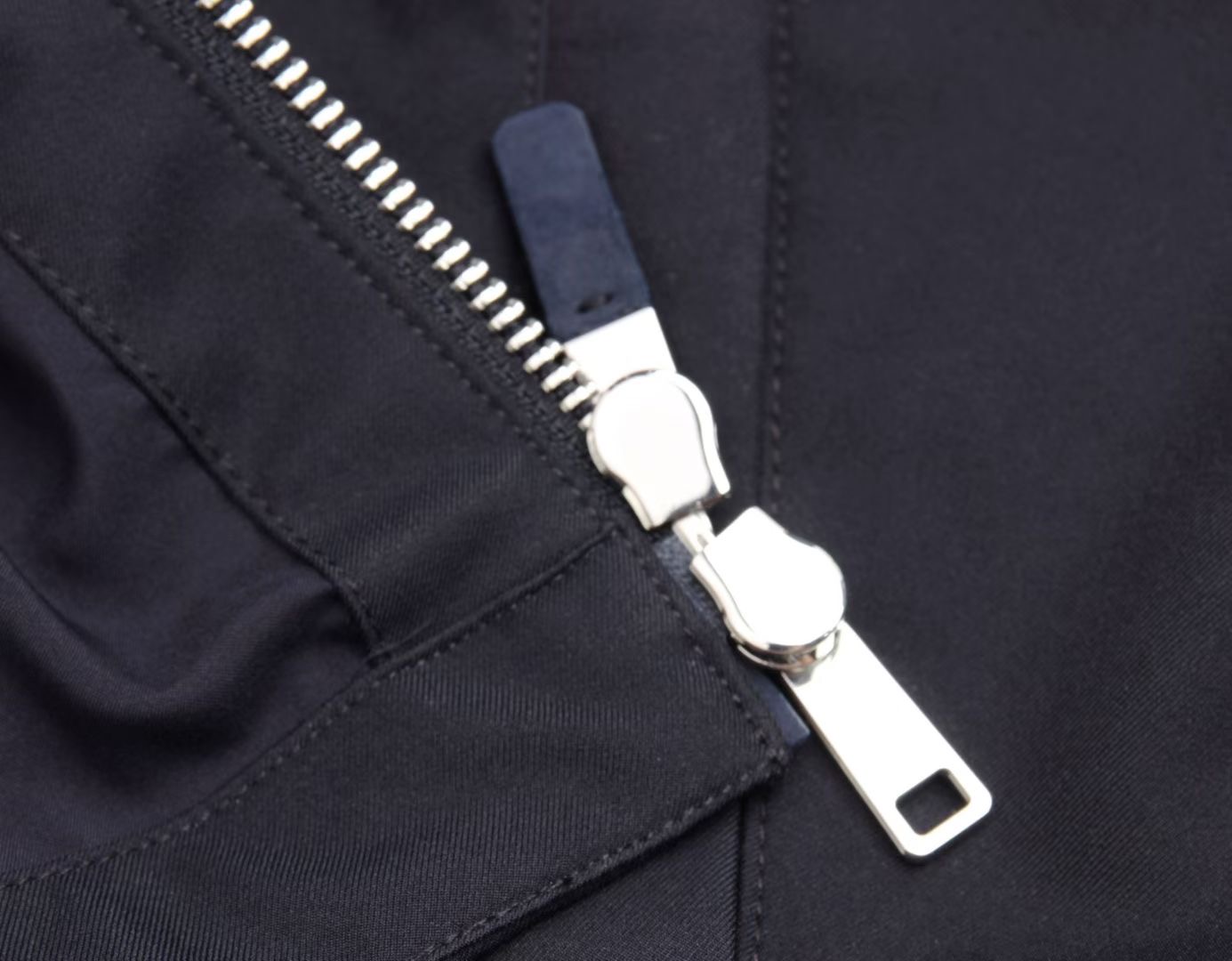 **do** เสื้อคลุม Zegna MOTORIN 100CC MICROFIBER BLOUSON สินค้าใหม่ ของแท้