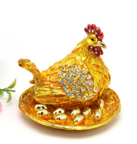 ไก่กับไข่ทองคำ ของตกแต่งบ้าน ของขวัญขึ้นปีใหม่ ขึ้นบ้านใหม่ กล่องใส่เครื่องประดับ รูป ไก่ทองคำ 779714
