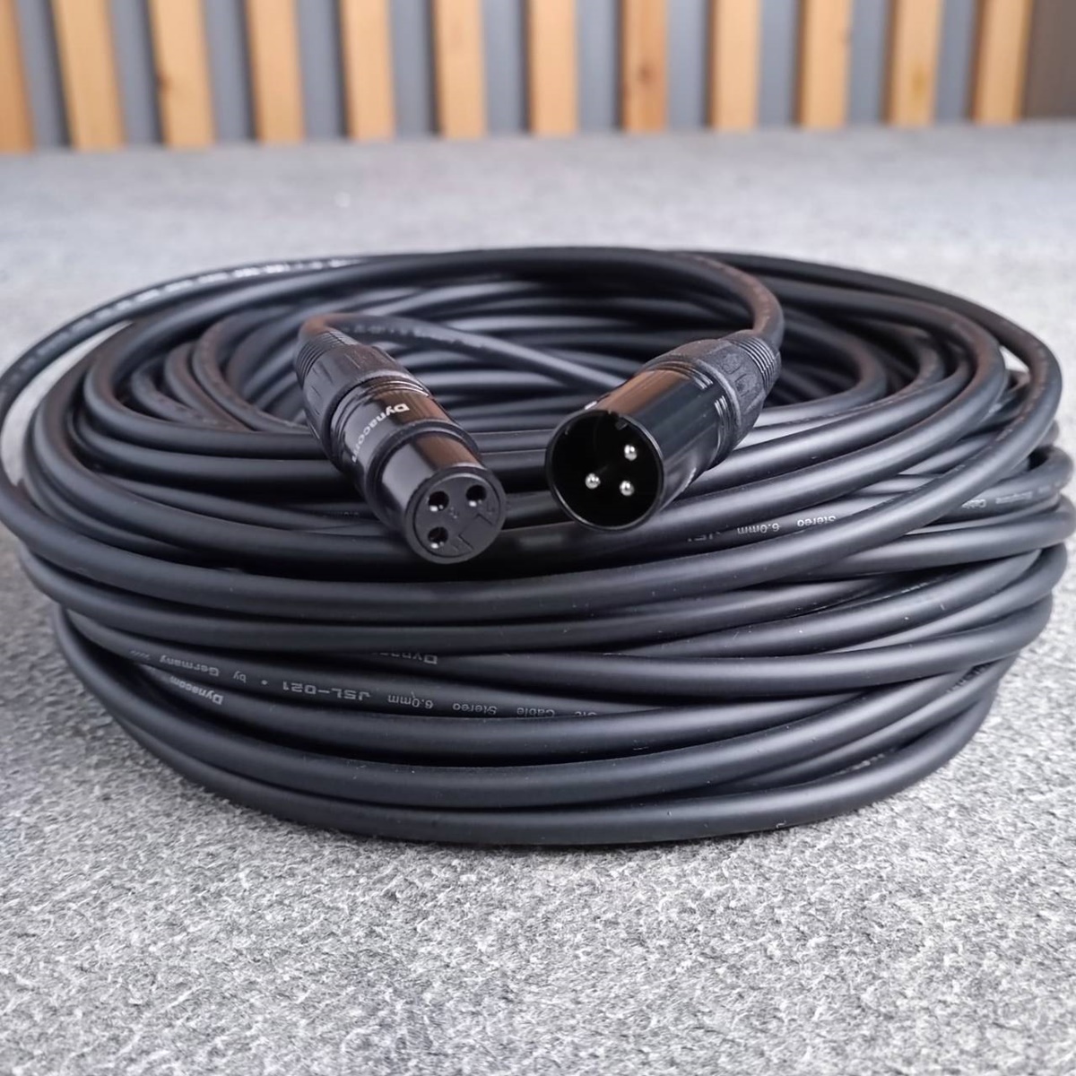 25เมตร สายไมค์ DYNACOM J021 XLR หัวท้าย ผู้ - เมีย สายสัญญาณ CANNON ผู้ ออก CANNON เมีย สายบาลานซ์ สายต่อไมค์ เอไอ-ไพศาล