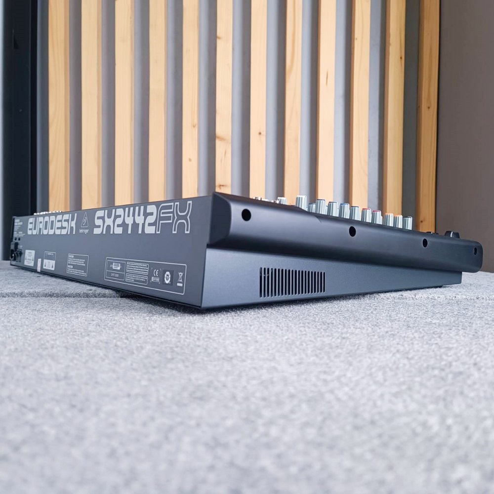 BEHRINGER SX-2442FX mixer มิกเซอร์อนาล็อก ช่องเสียบไมค์ 16 ช่อง มอนิเตอร์ 2 Aux SX 2442FX มิกเซอร์ SX2442FX เอไอ-ไพศาล