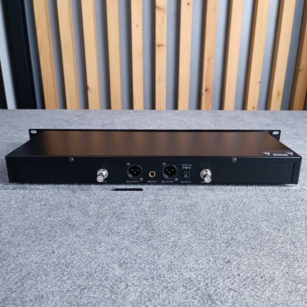 TADA U-660LV ไมค์ลอยคู่ ไมค์ลอยมือถือคู่UHF มีกระเป๋า ไมค์ลอย ไมค์คาราโอเกะ WIRELESS MICROPHONE ธาดา TA DA U 660LV TA-DA U660LV เอไอ-ไพศาล