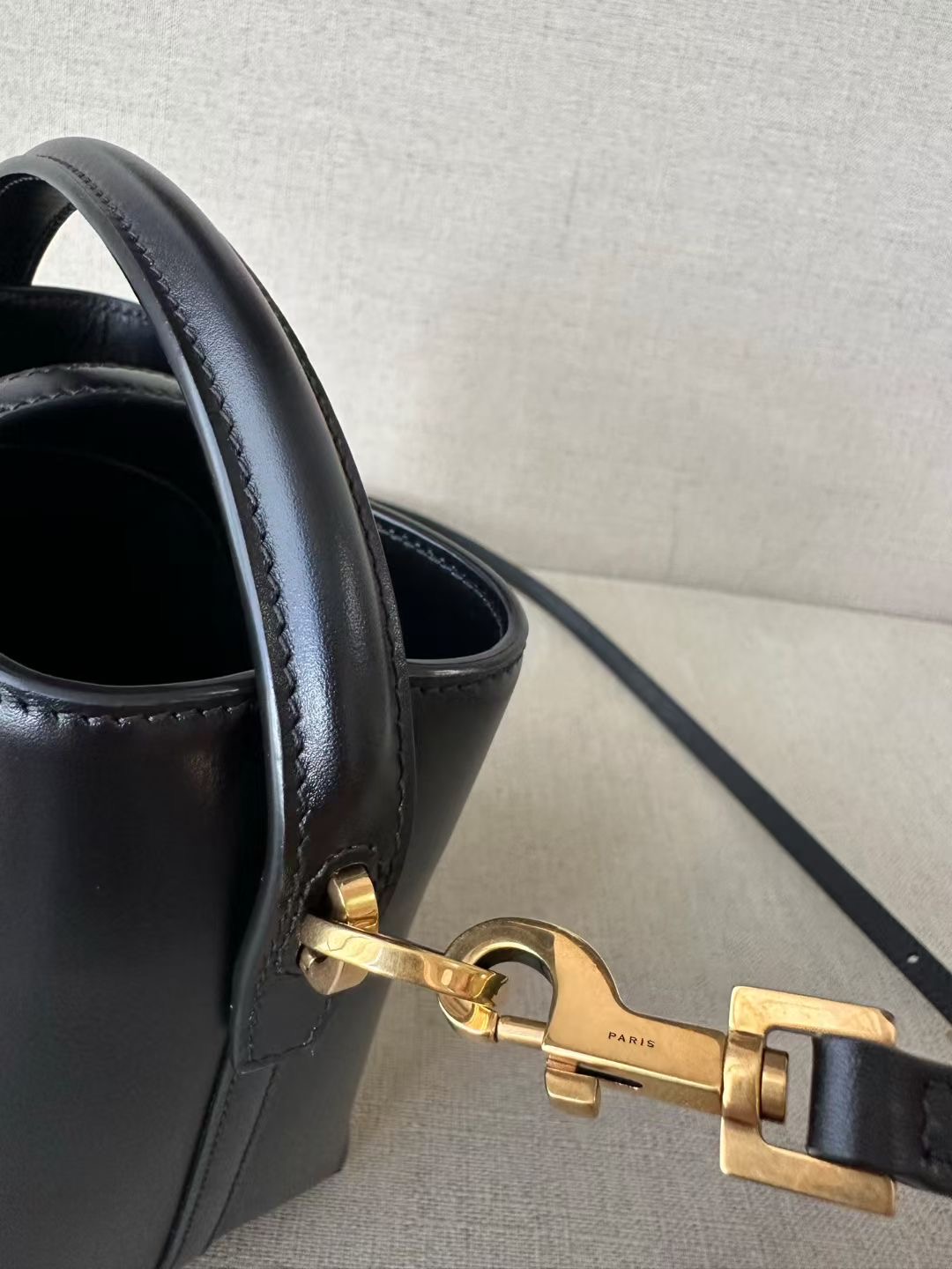 **do** กระเป๋าหนังแท้ YSL LE 37 MINI IN SHINY LEATHER มีสายยาวเสริม สินค้าใหม่ ของแท้
