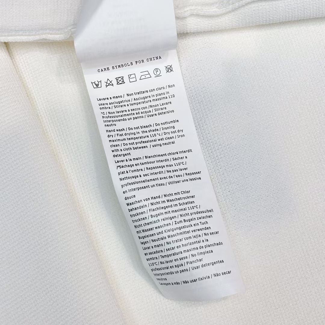 **do** เสื้อคาดิแกน Max Mara มี 2 สีให้เลือก สินค้าใหม่ ของแท้