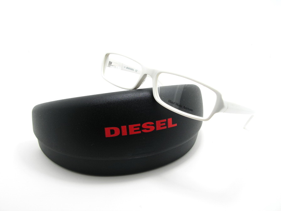 หมดแล้วค่ะ+++กรอบแว่นสายตา Diesel !!!แบบฮิตและสวยที่สุดค่ะ ของแท้และถูกที่สุด ส่งตรงจากUS.ค่ะ