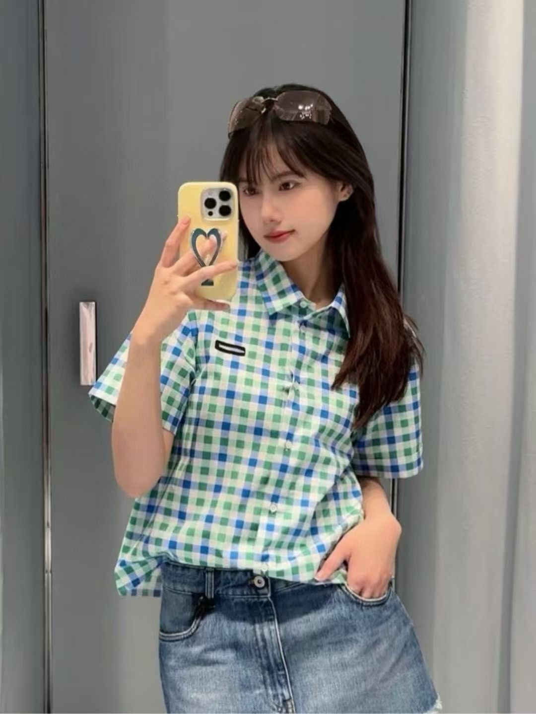 **do**เสื้อเชิ้ตแขนสั้น MiuMiu Gingham check poplin shirt ของผู้หญิงมาพร้อมแพ็คเกจ สินค้าใหม่ ของแท้