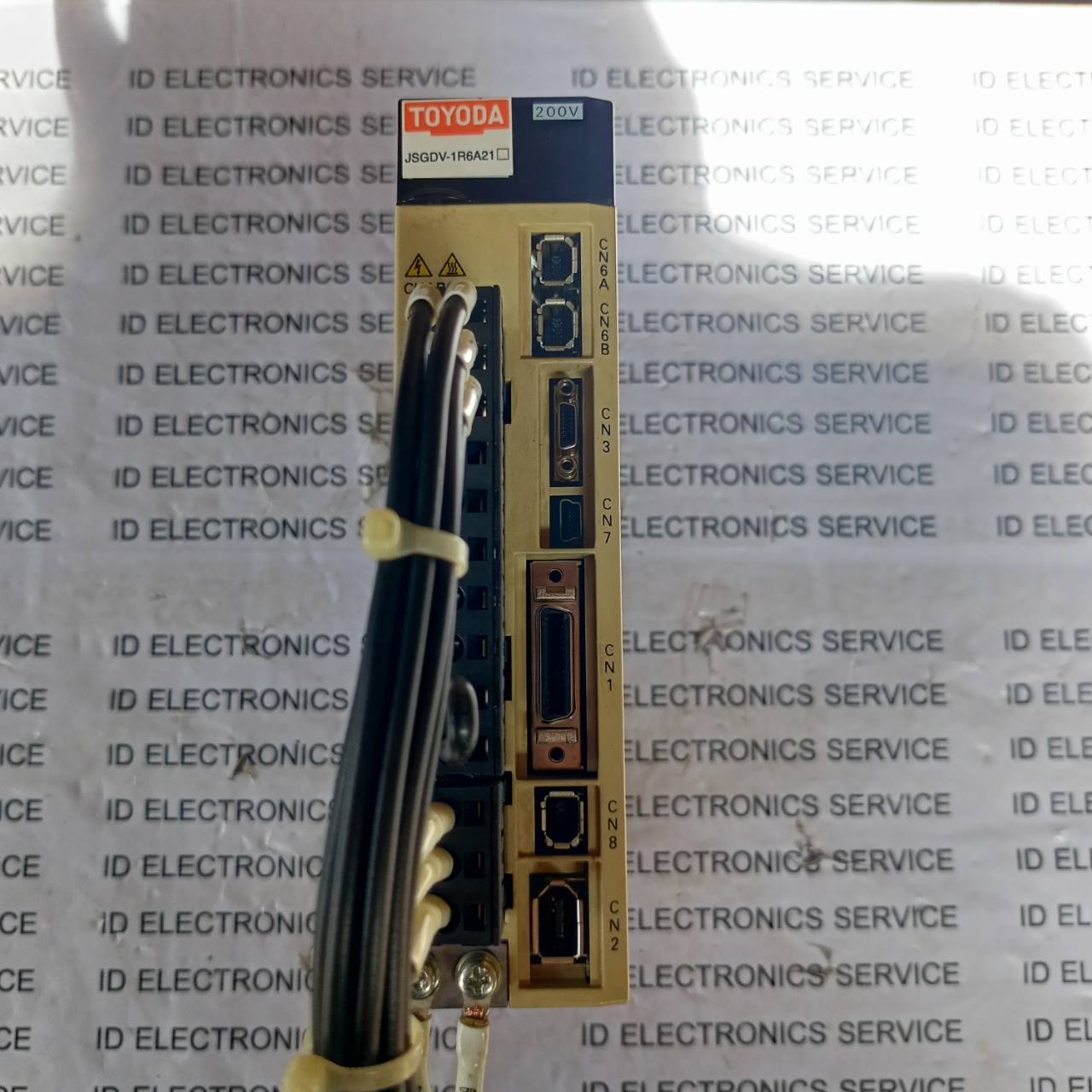 SGDV-1R6A21B SERVO DRIVE "YASKAWA"