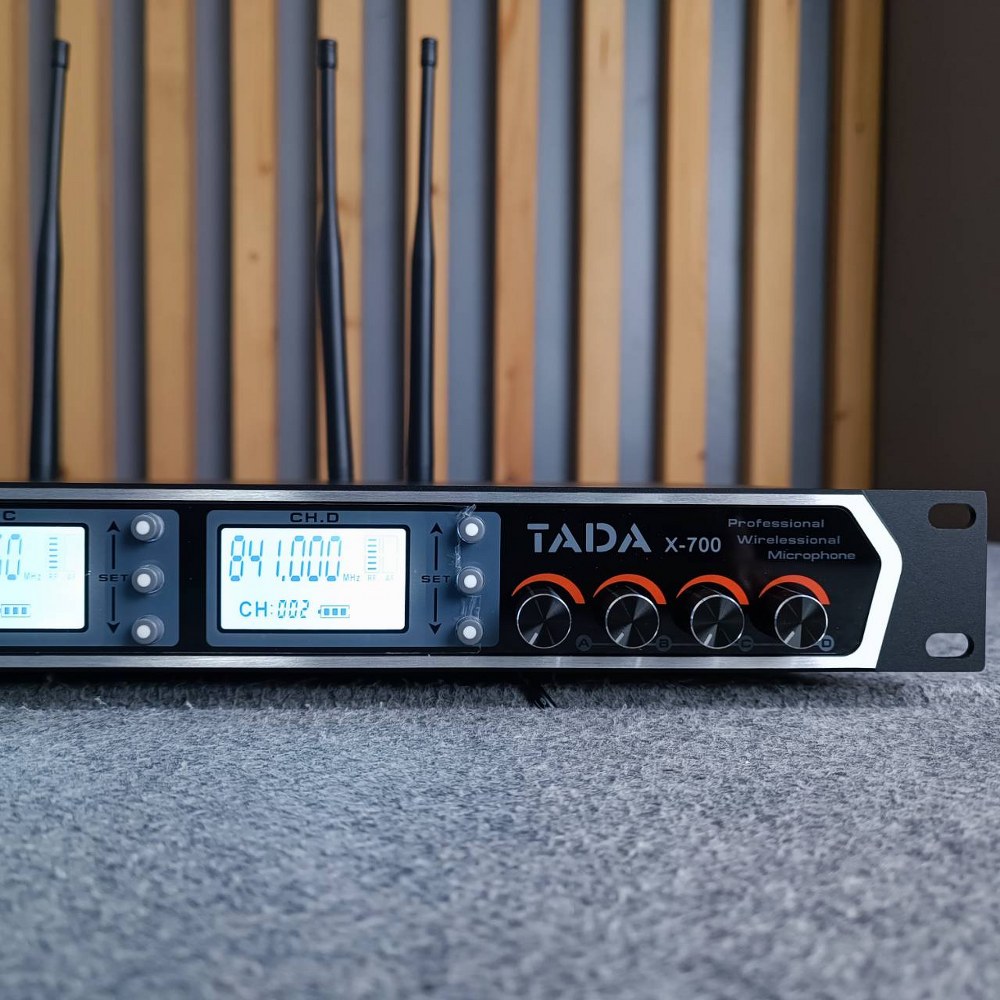 TADA X-700 ไมค์ลอย 4ด้าม ไมค์ลอยมือถือคู่UHF มีกระเป๋า ไมค์ลอย ไมค์คาราโอเกะ WIRELESS MICROPHONE ธาดา TA DA X 700 TA-DA X700 เอไอ-ไพศาล