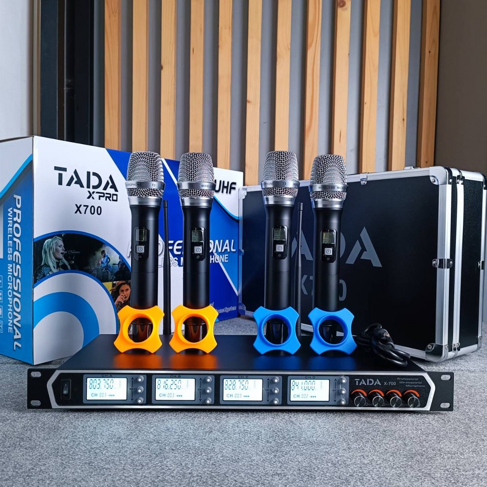 TADA X-700 ไมค์ลอย 4ด้าม ไมค์ลอยมือถือคู่UHF มีกระเป๋า ไมค์ลอย ไมค์คาราโอเกะ WIRELESS MICROPHONE ธาดา TA DA X 700 TA-DA X700 เอไอ-ไพศาล