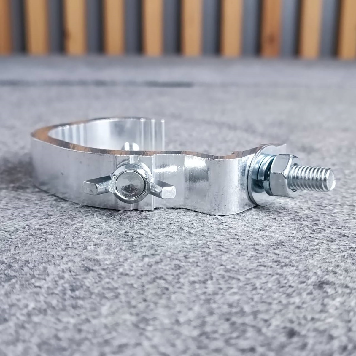 CLAMP-1 แค้มเดี่ยว ตะขอแขวนโคมไฟแบบเกี่ยว แค้มยึดไฟพาร์ ตะขอเกี่ยวไฟเวที ไฟPAR เอไอ-ไพศาล