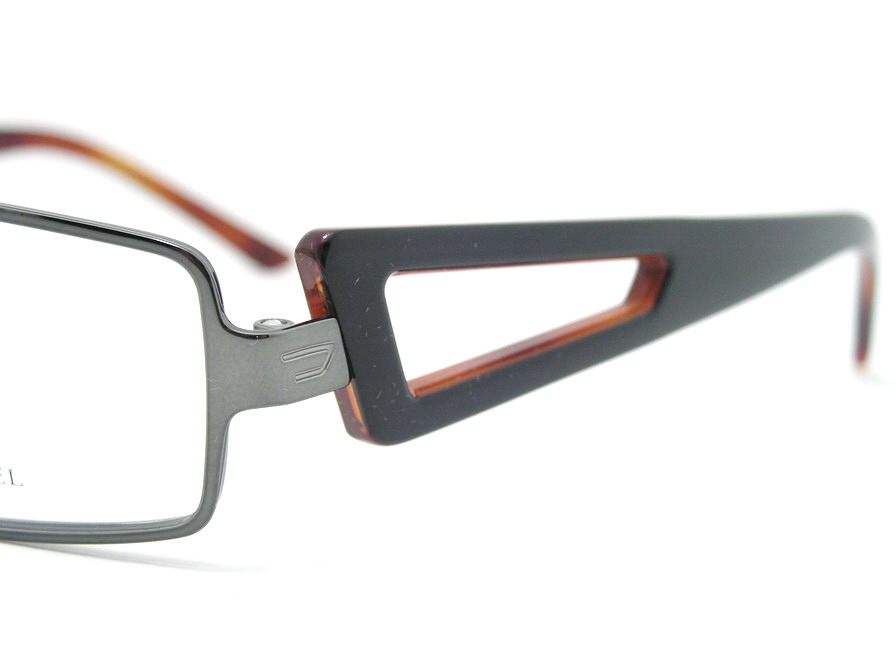 กรอบแว่นสายตา Diesel แบบฮิตและสวยที่สุดค่ะ ของแท้และถูกที่สุด ส่งตรงจากUS.ค่ะ