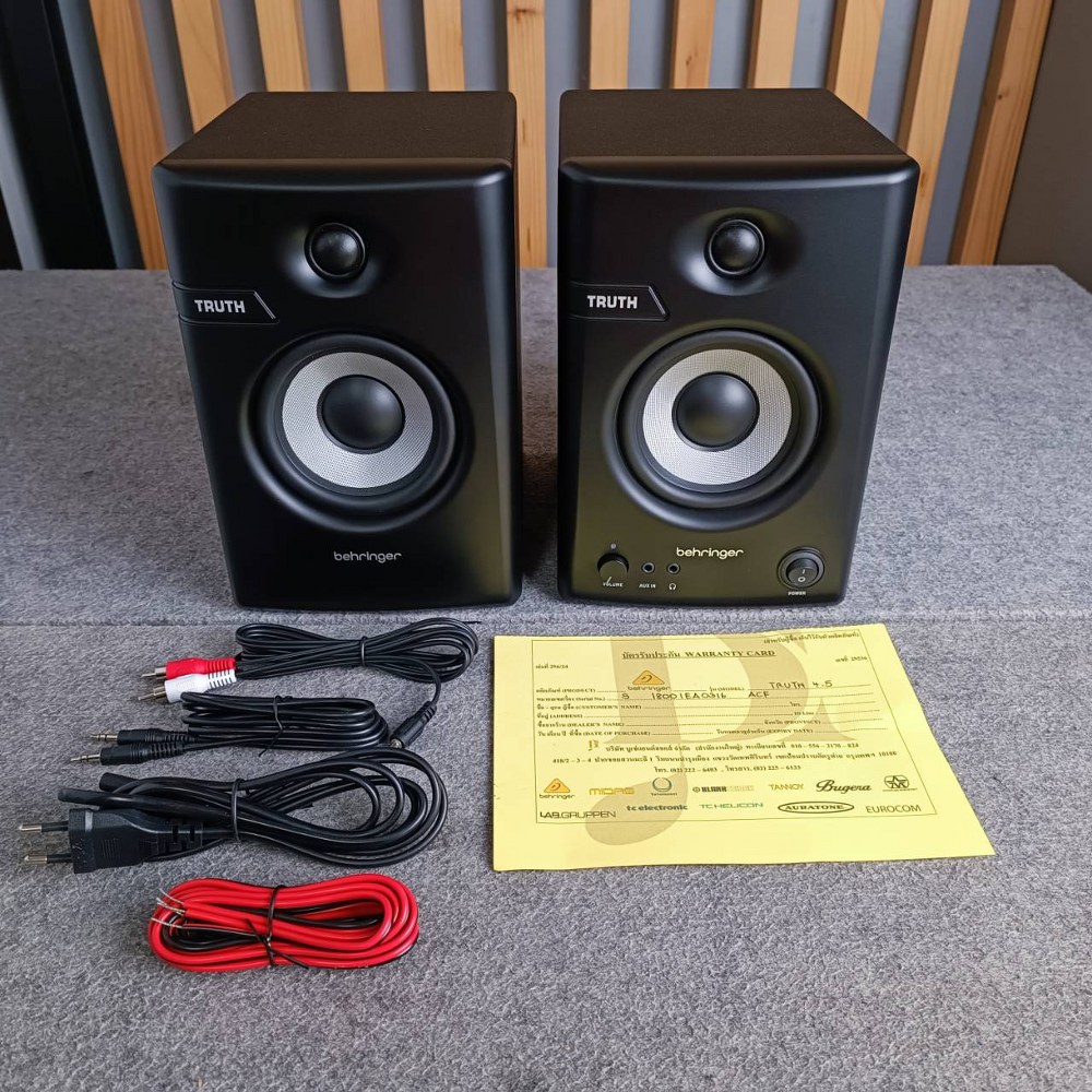 BEHRINGER TRUTH 4.5 ตู้ลำโพงมอนิเตอร์ ลำโพง ขนาด 4.5 นิ้ว 64 วัตต์ เบริงเจอร์ TRUTH-4.5 TRUTH4.5 เอไอ-ไพศาล