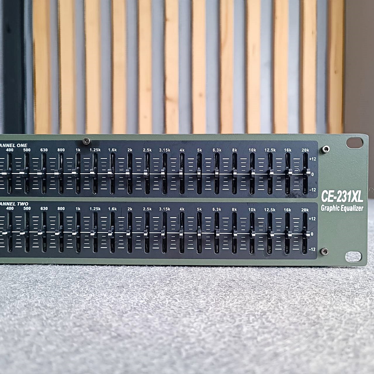 PROEUROTECH CE231XL EQ โปรยูโร่ เทค Eqlizer 231 PROEURO TECH อีคิว 231 PRO EUROTECH อีคิว ce 231 xl