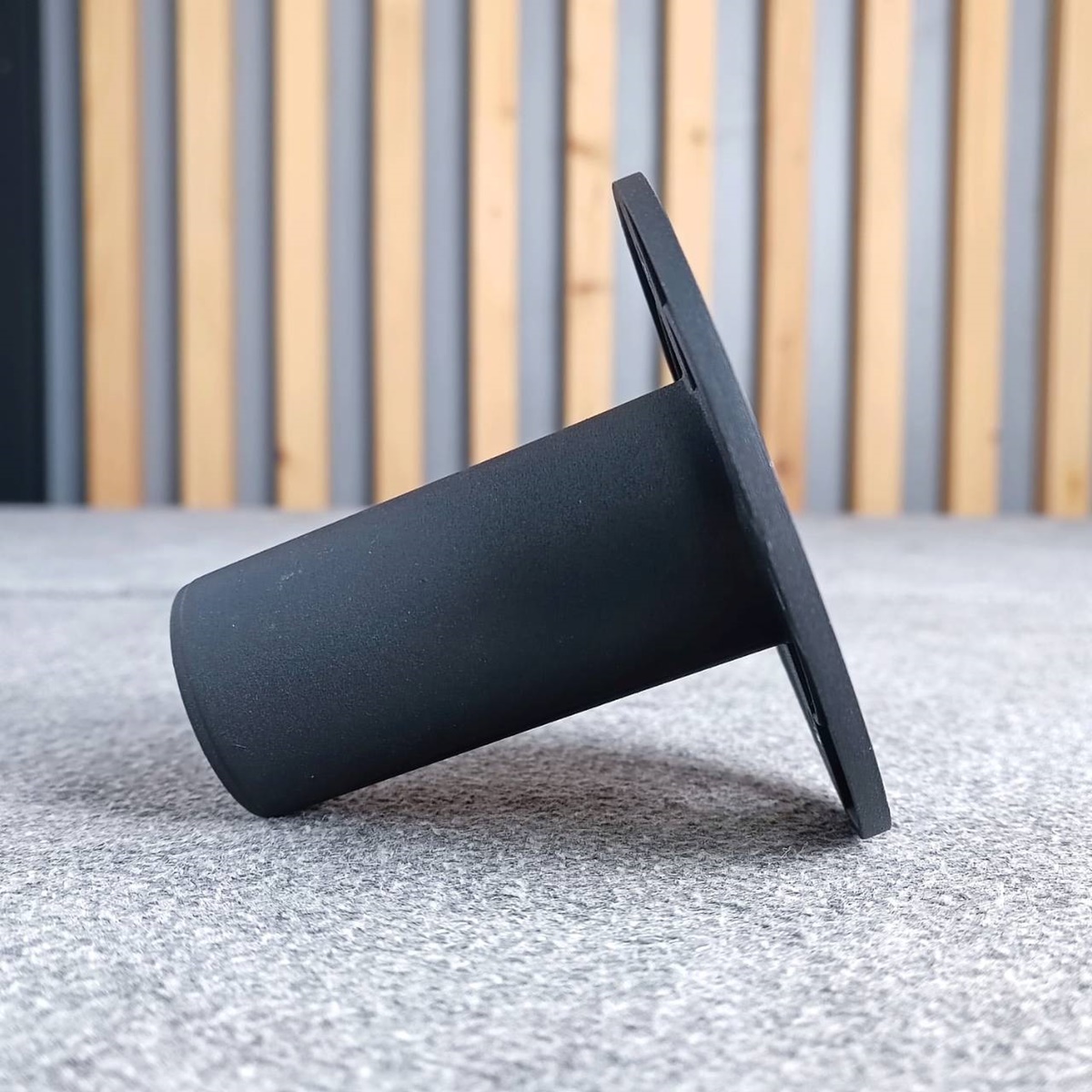 (1อัน)ลดล้างสต็อค แป้นสวมขาตั้งลำโพง อลู JH-7222 แป้นสวมลำโพง แป้นท้ายตู้ลำโพง JH7222 JH 7222 แป้นขาตั้งตู้ เอไอ-ไพศาล